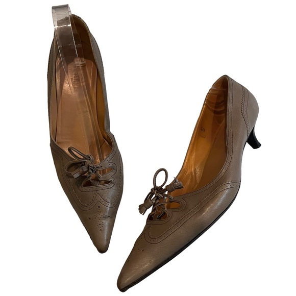 Hermes Vintage Tassel Bow Kitten Heels, Sz 40 - Picture 1 of 16